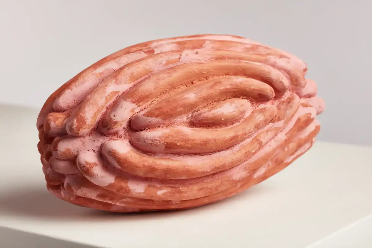 Ceramic sculpture by Paulina Rizzo