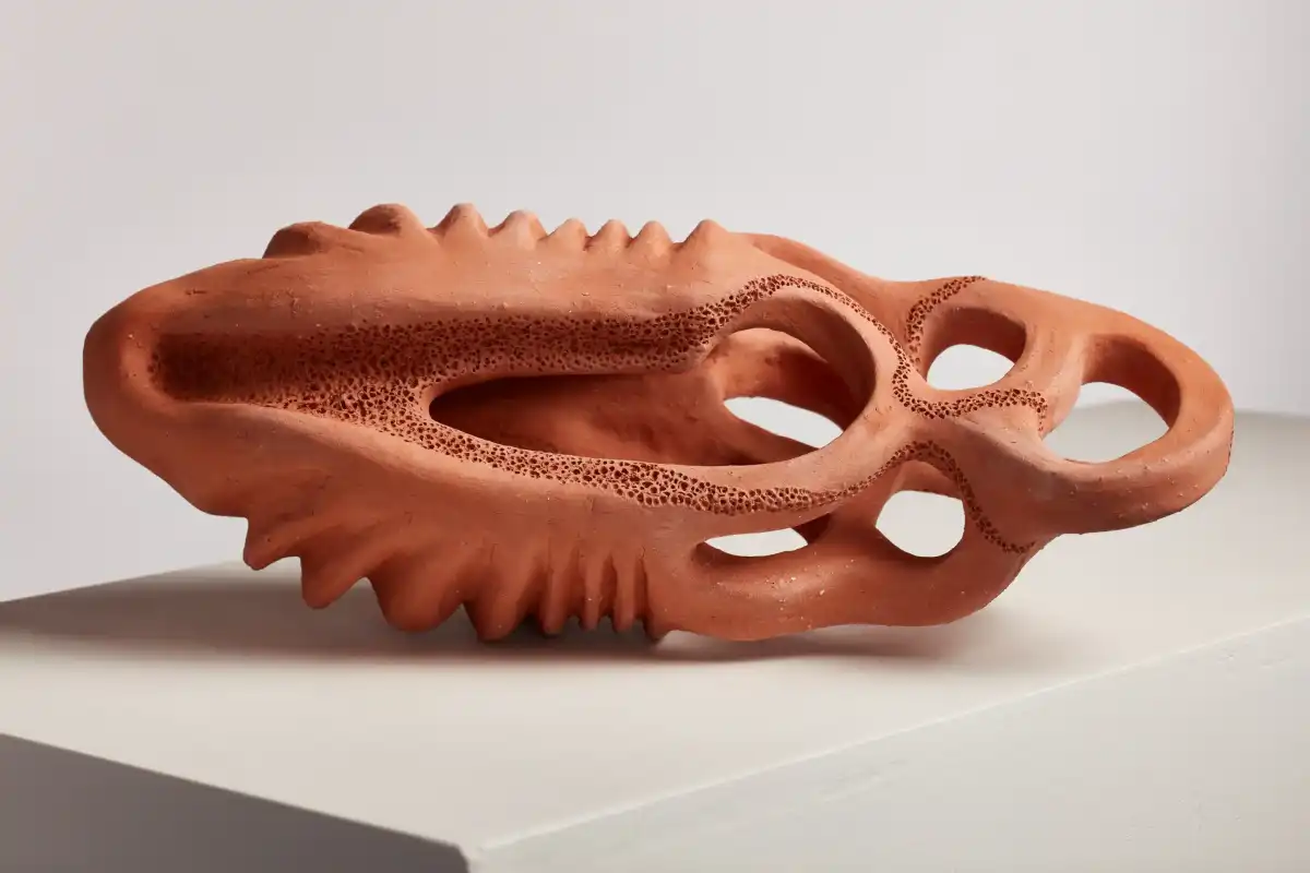 Ceramic sculpture by Paulina Rizzo