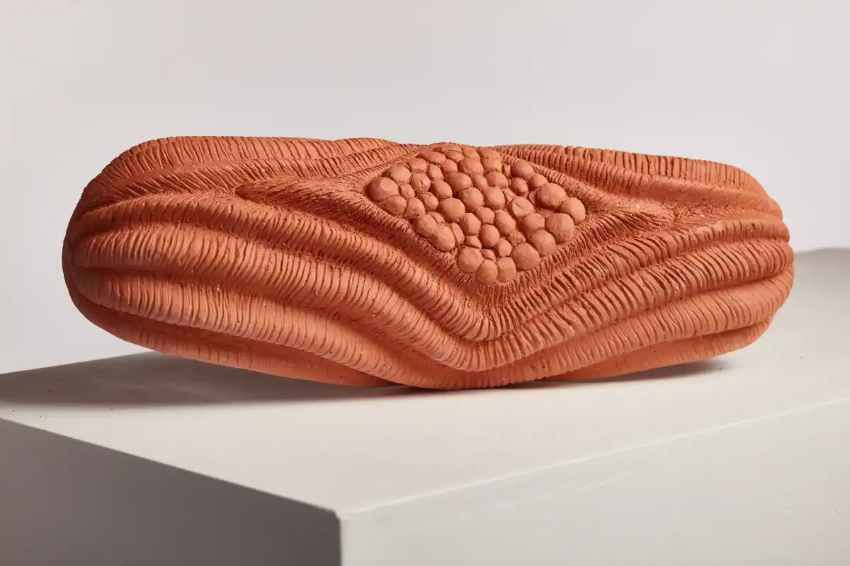 Ceramic sculpture by Paulina Rizzo