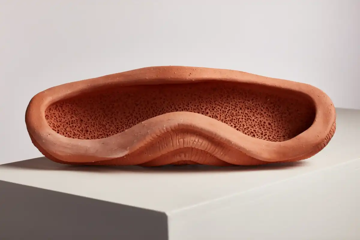 Ceramic sculpture by Paulina Rizzo