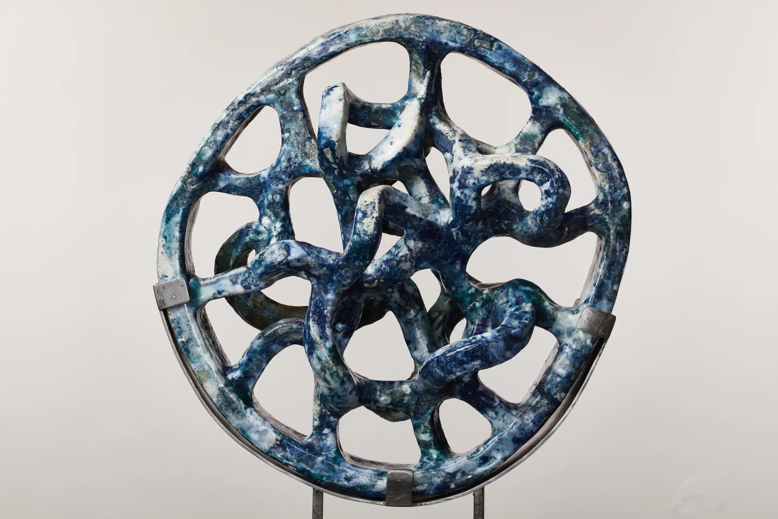 Ceramic sculpture made by Paulina Rizzo